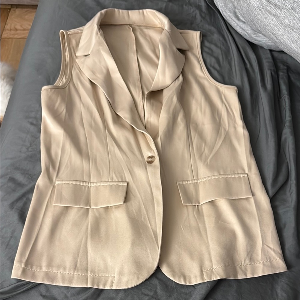 SHEIN Tan Vest Classic Lapel Tailored